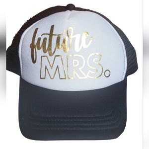 Bridal Future Mrs. Cap